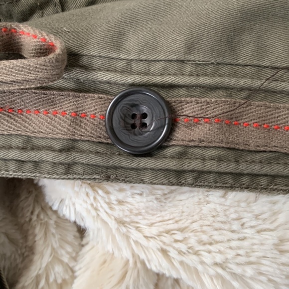 Green faux fur lined jacket - Picture 5 of 8